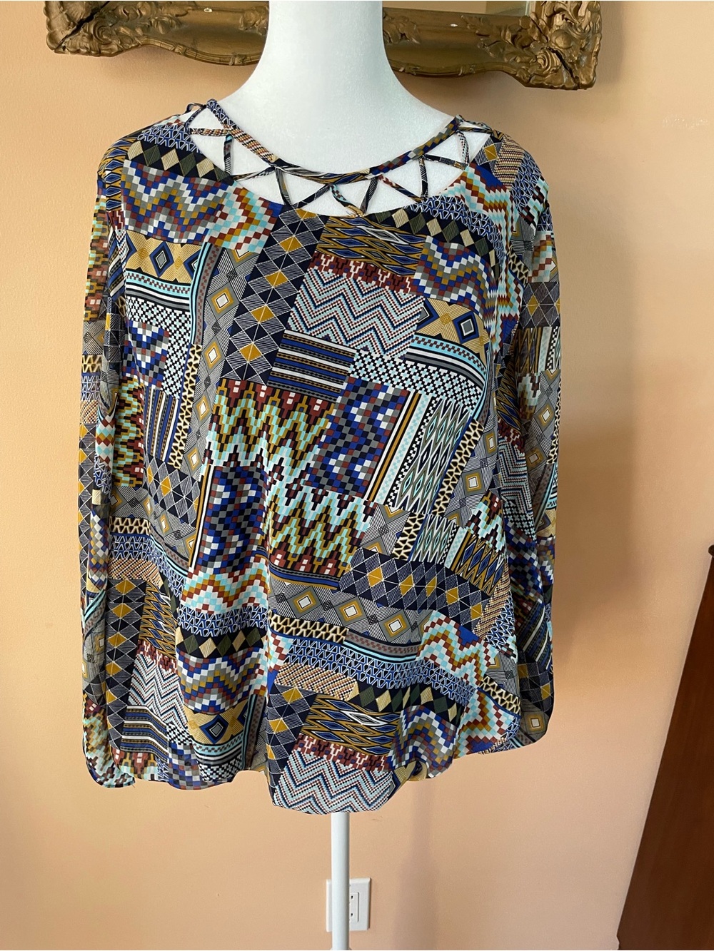 Geometric Mosaic Sheer Poly Lined Cut out Neck Design Abstract Print Blouse  Lg